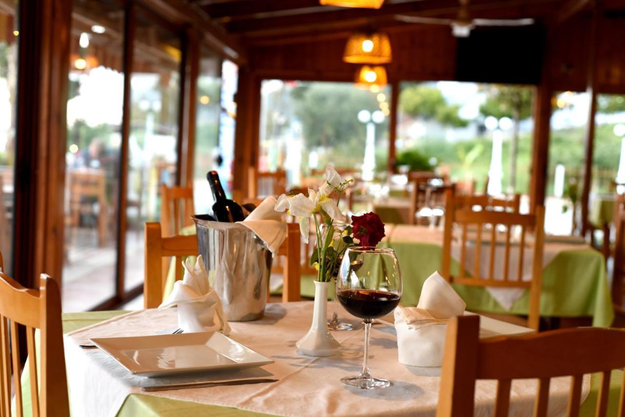 Hotel Ramosaco, Radhime, Vlore Extérieur photo