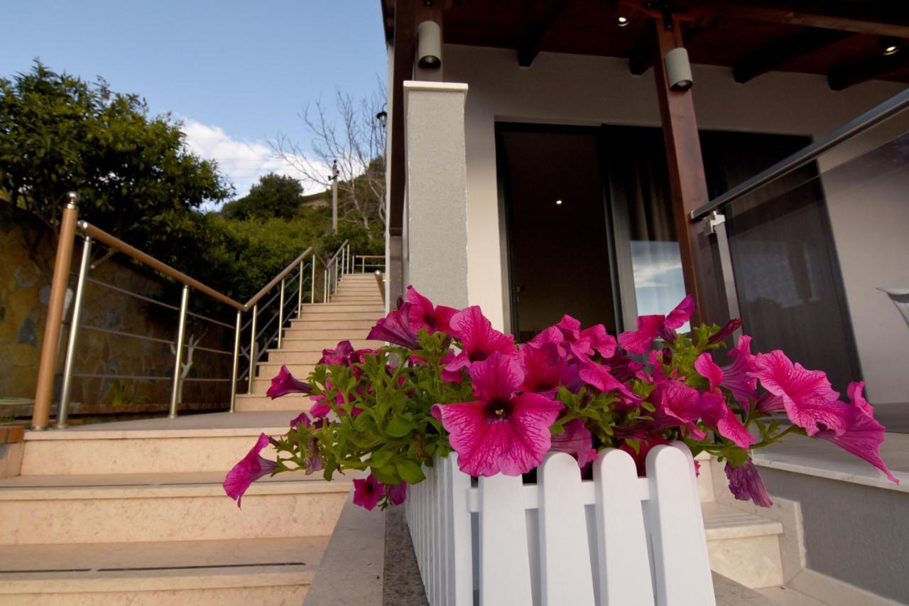 Hotel Ramosaco, Radhime, Vlore Extérieur photo
