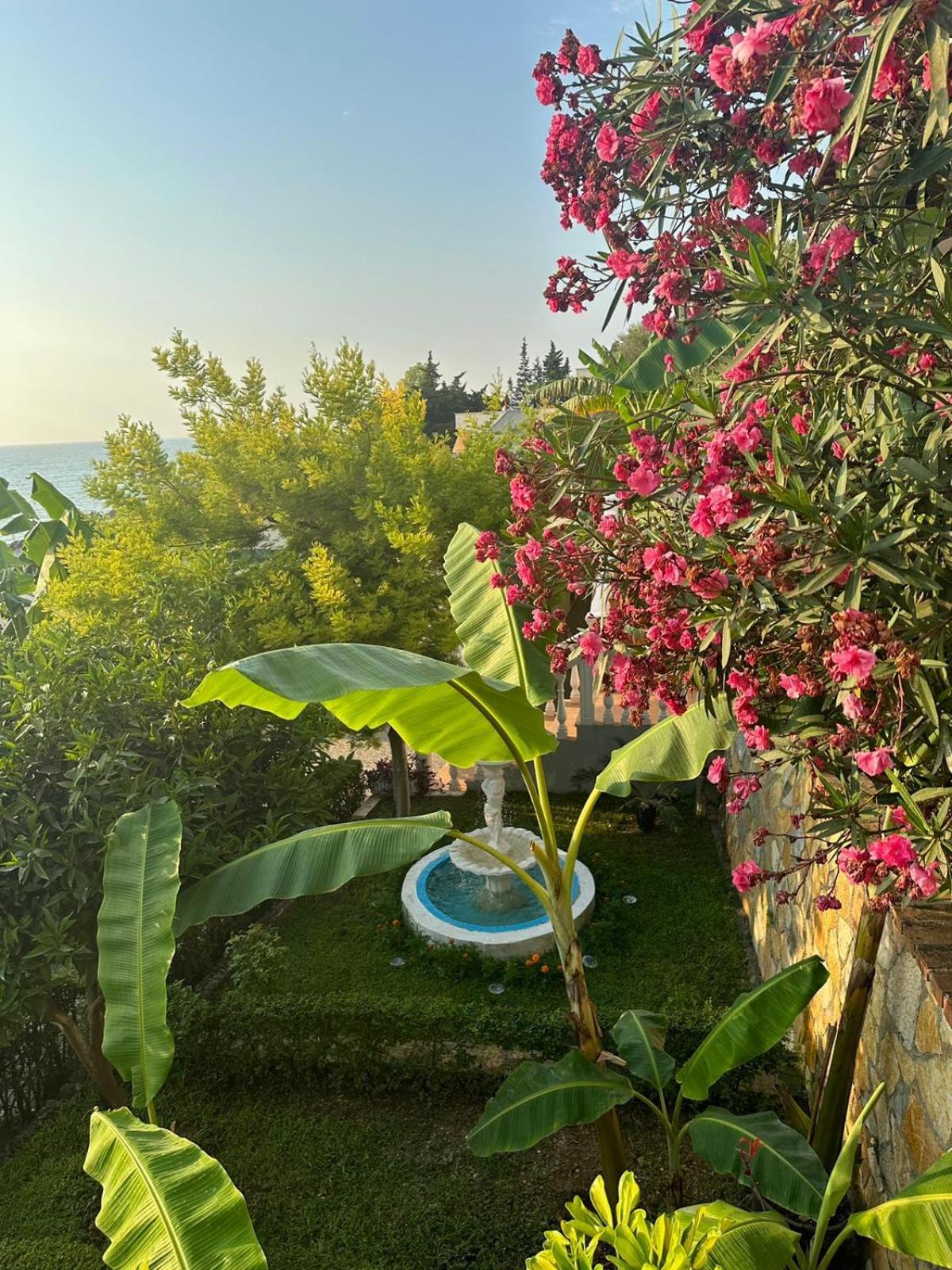 Hotel Ramosaco, Radhime, Vlore Extérieur photo