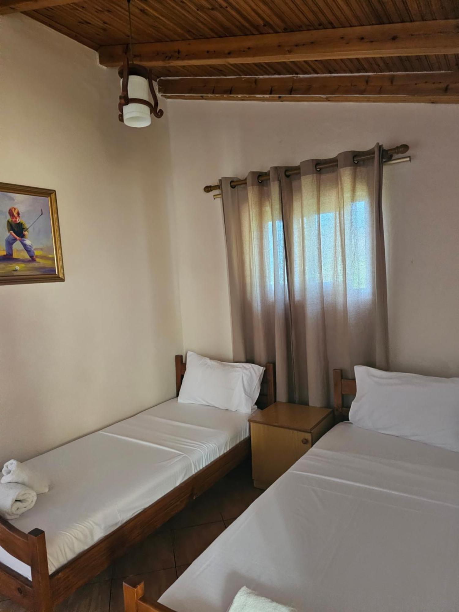 Hotel Ramosaco, Radhime, Vlore Extérieur photo
