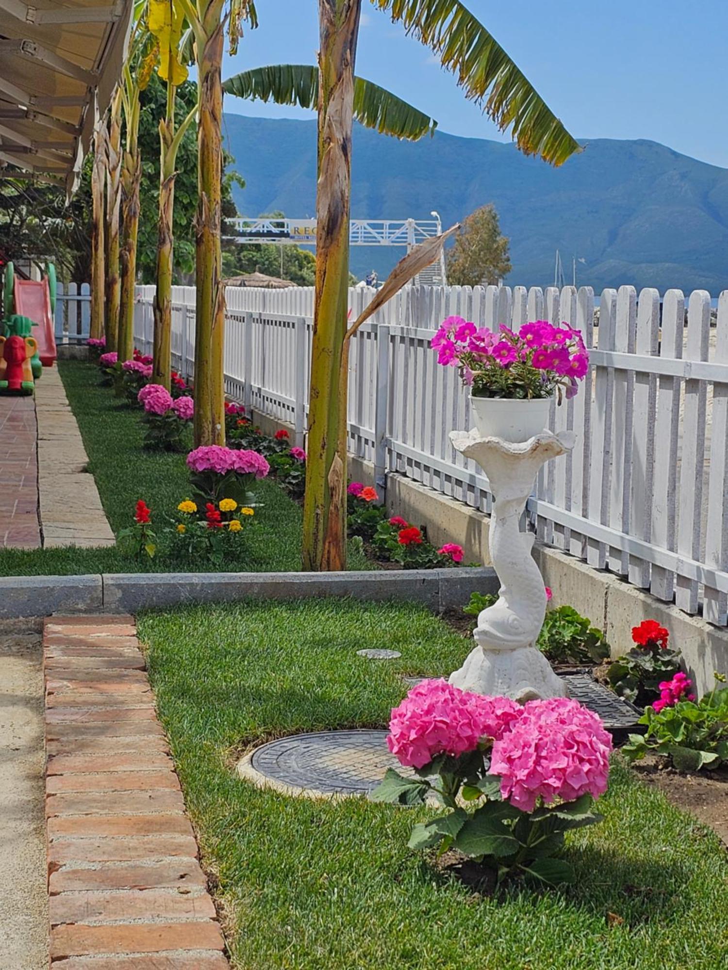 Hotel Ramosaco, Radhime, Vlore Extérieur photo