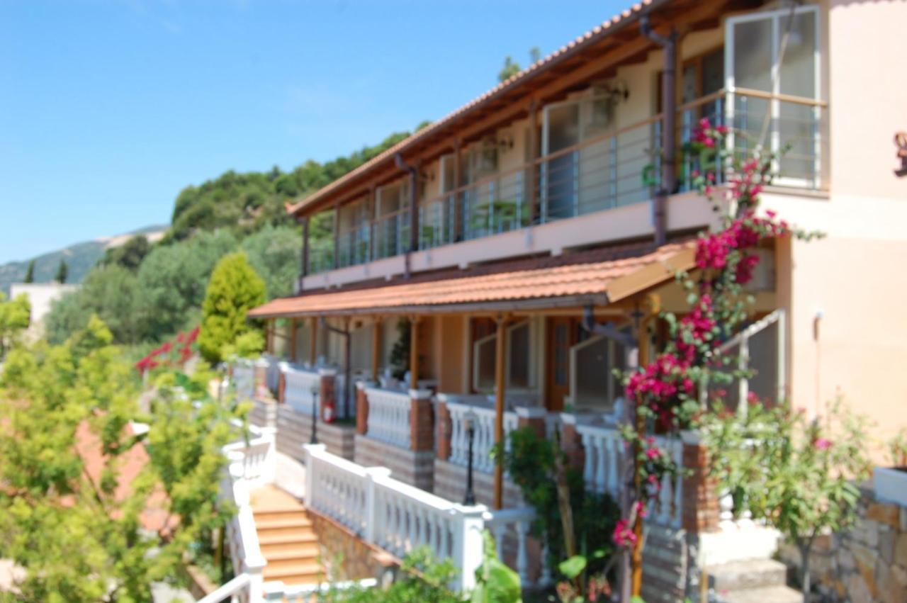 Hotel Ramosaco, Radhime, Vlore Extérieur photo